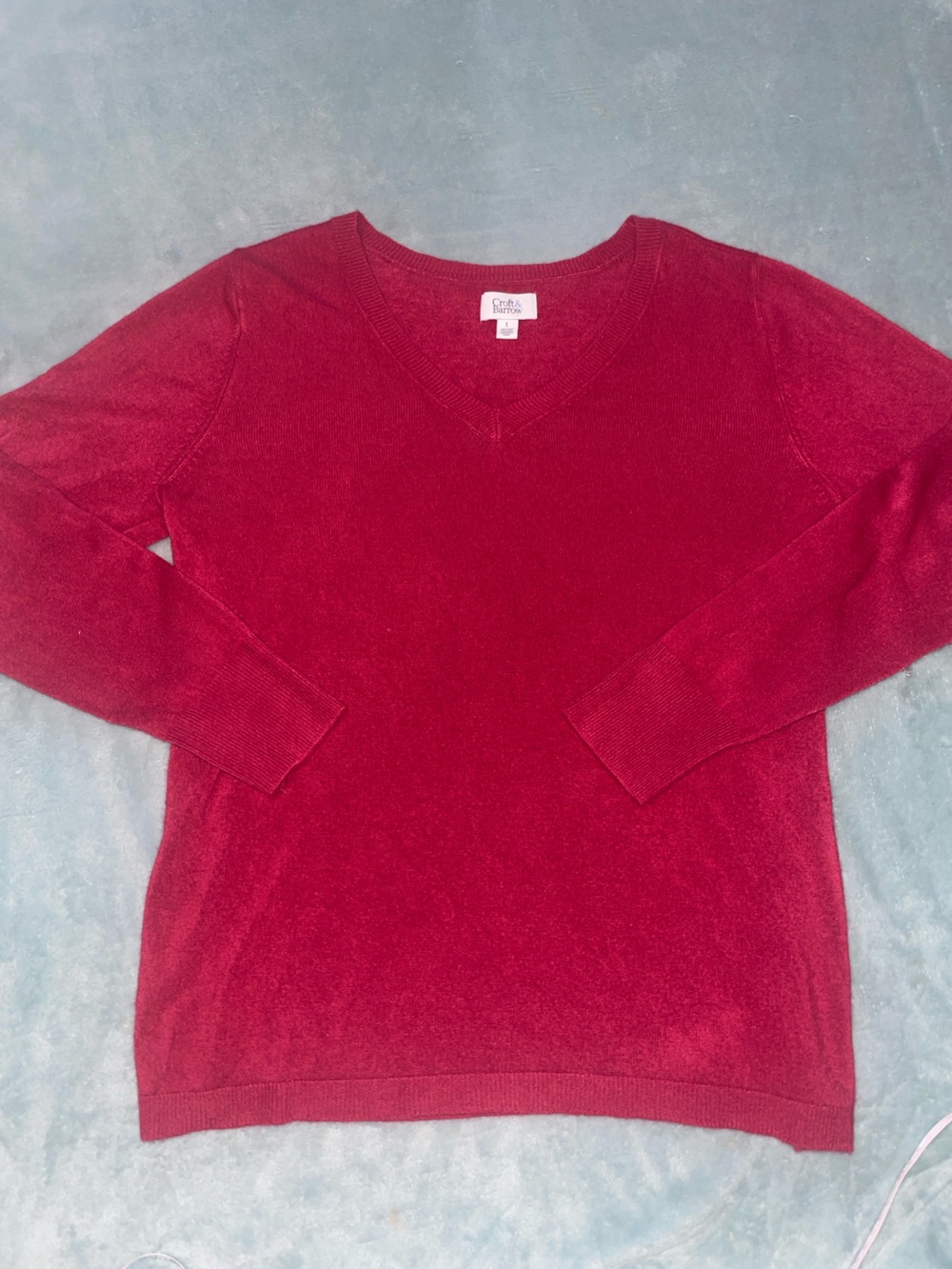 croft & barrow Women's V-Neck Sweater in Fuscia